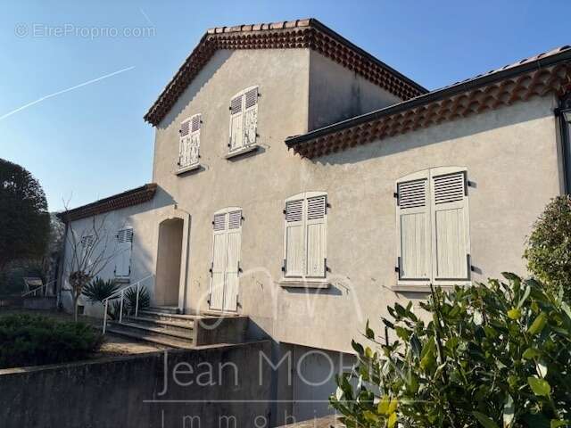 Maison à SAINT-PERAY