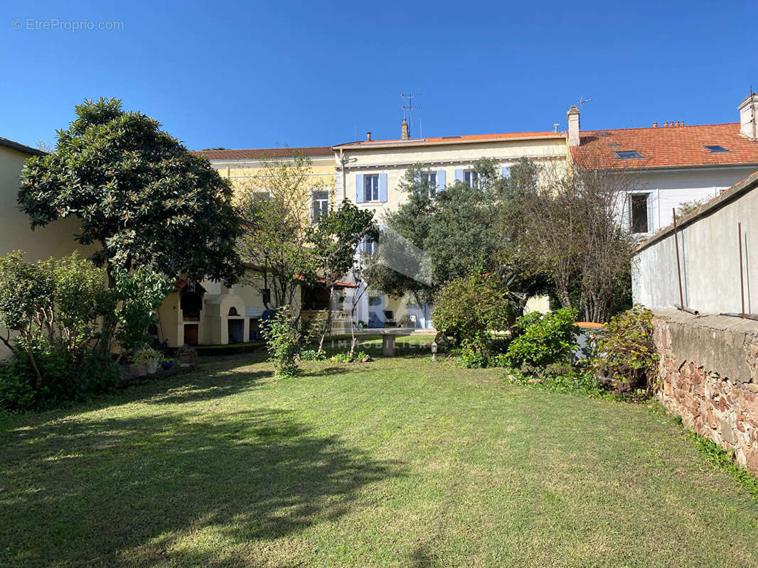 Maison à FREJUS