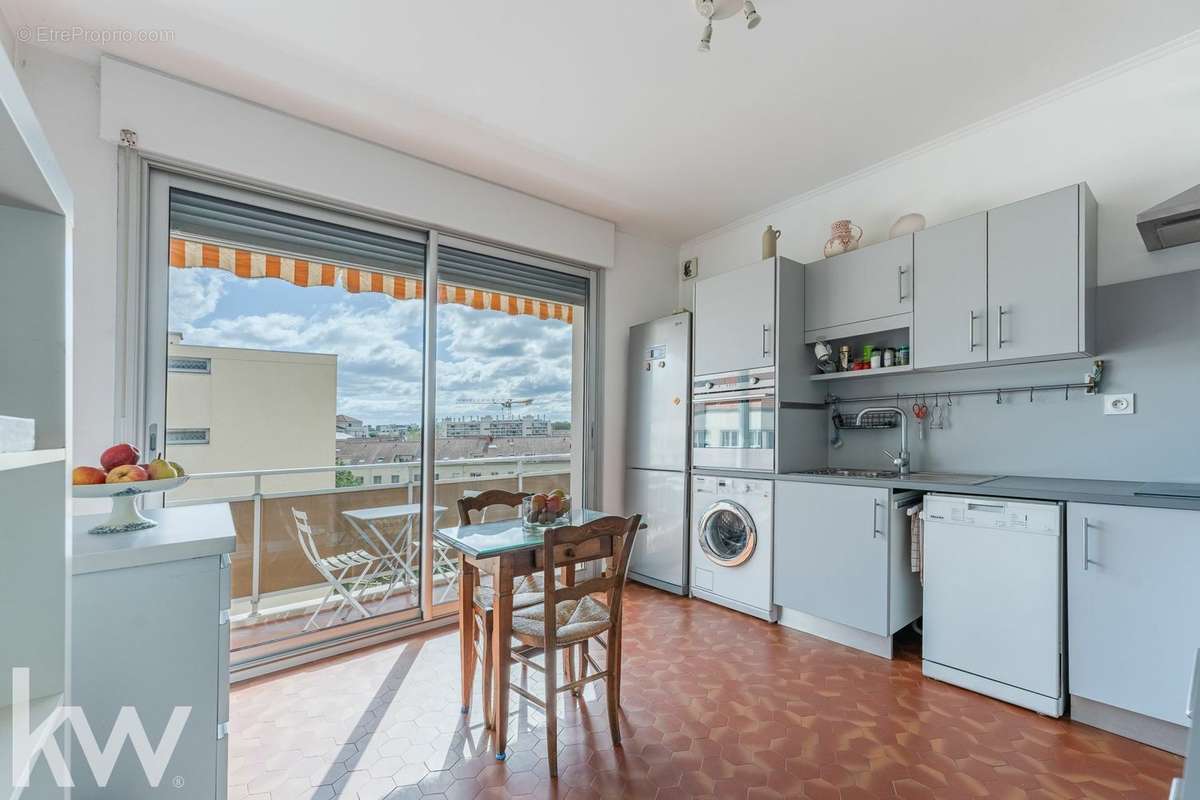 Appartement à LYON-3E