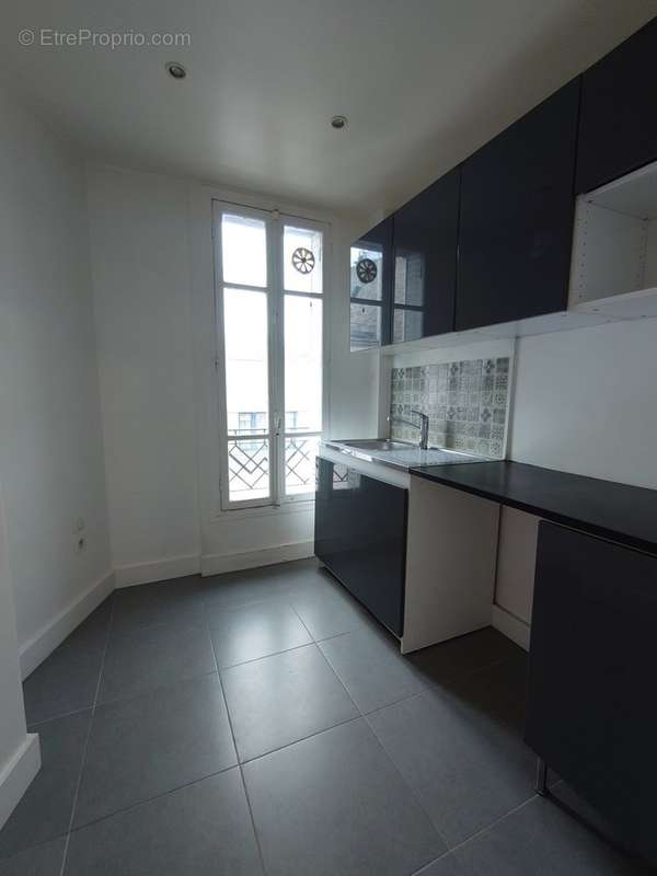 Appartement à PARIS-11E