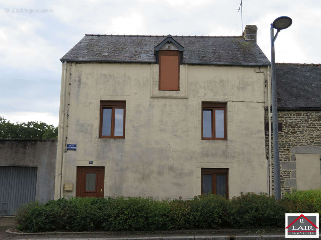 Maison à PRE-EN-PAIL