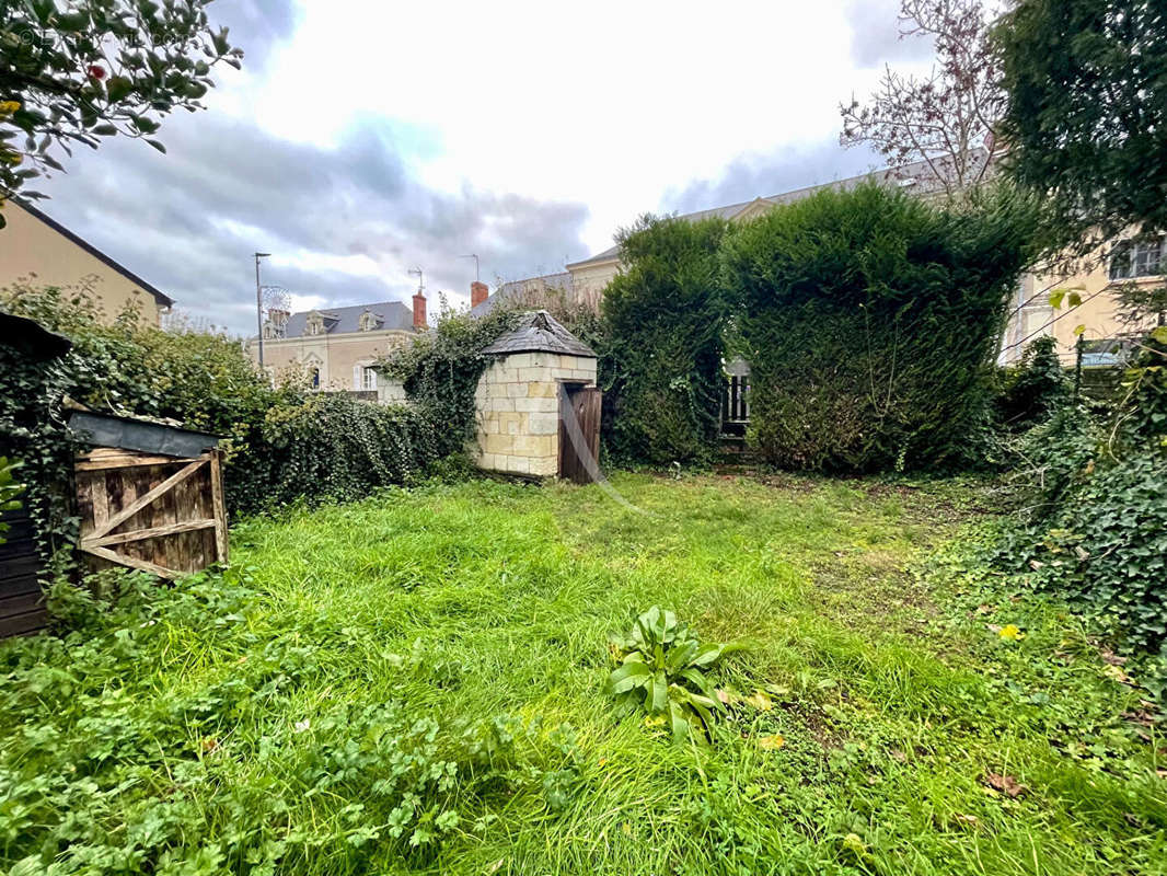 Maison à SAINT-MATHURIN-SUR-LOIRE