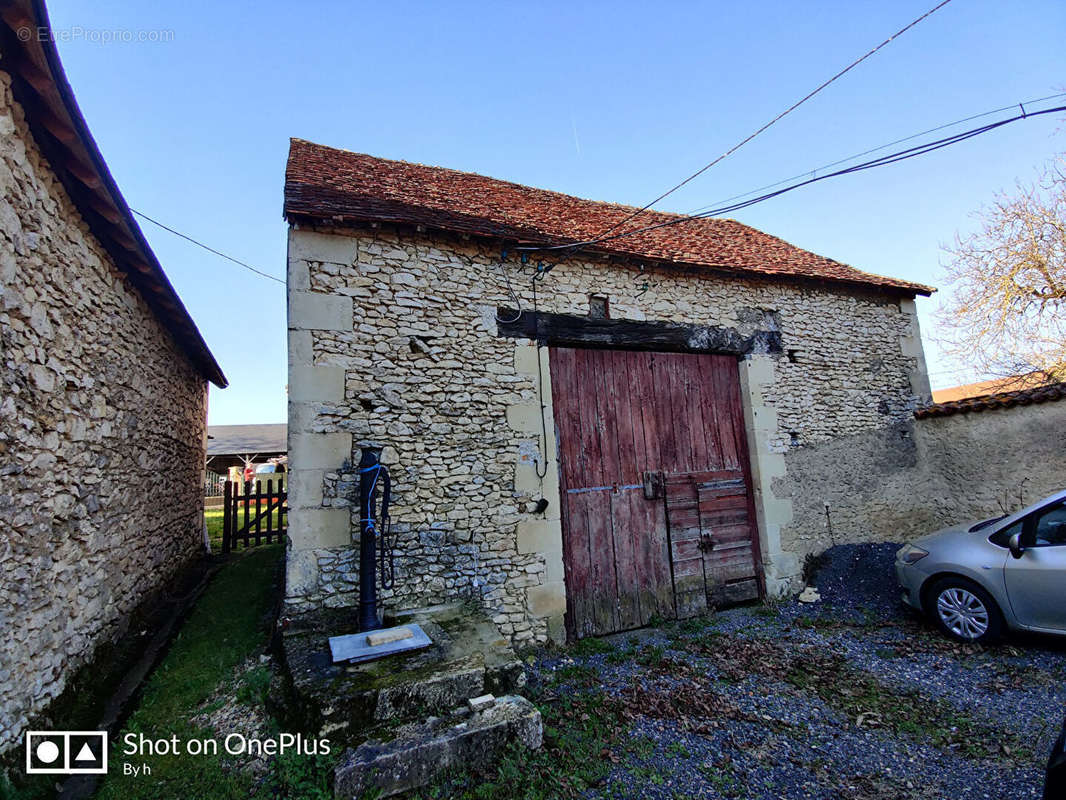 Maison à PLEUMARTIN