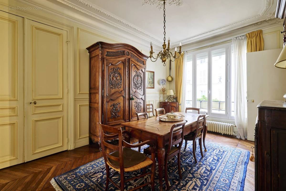 Appartement à PARIS-5E