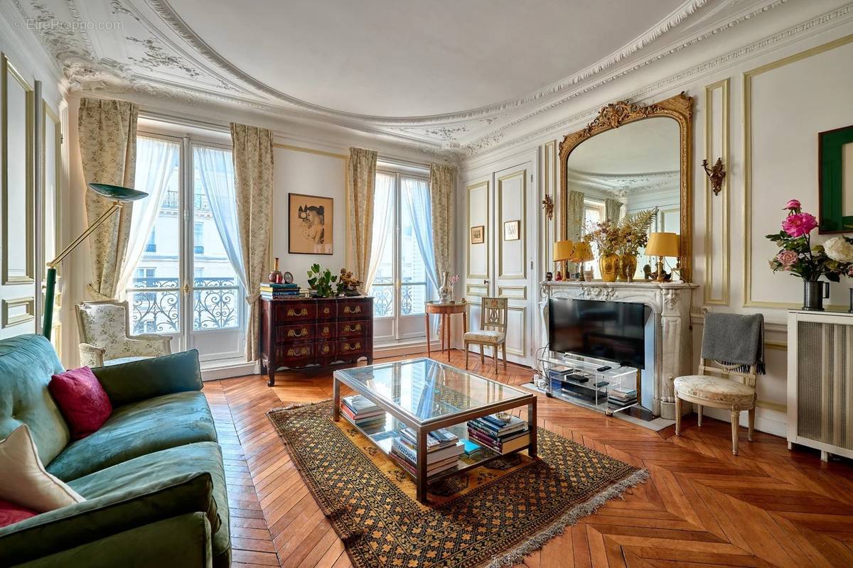 Appartement à PARIS-5E