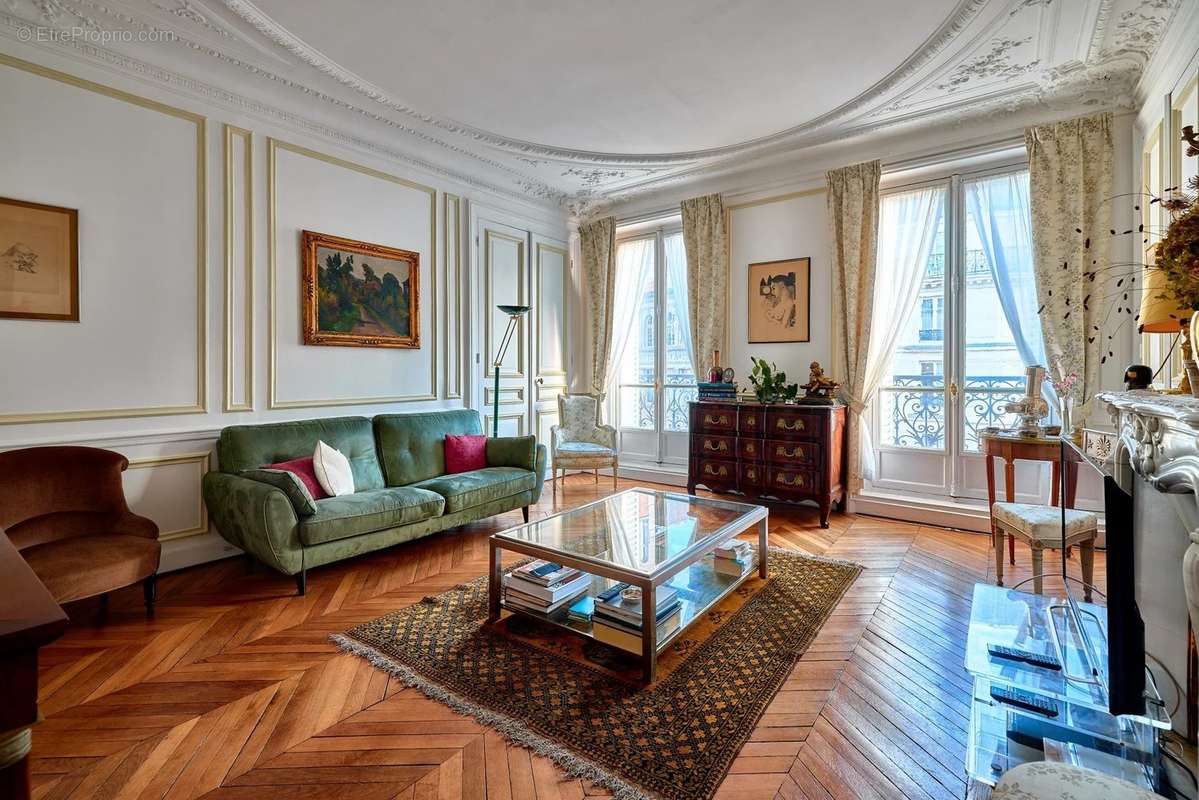 Appartement à PARIS-5E