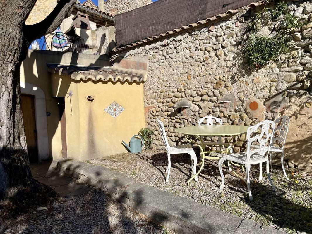 Maison à SAINT-MAURICE-SUR-EYGUES