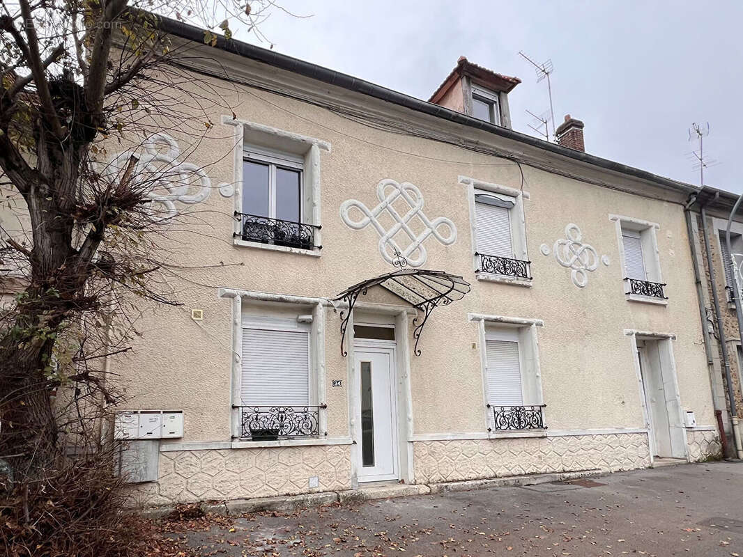 Appartement à ROISSY-EN-BRIE