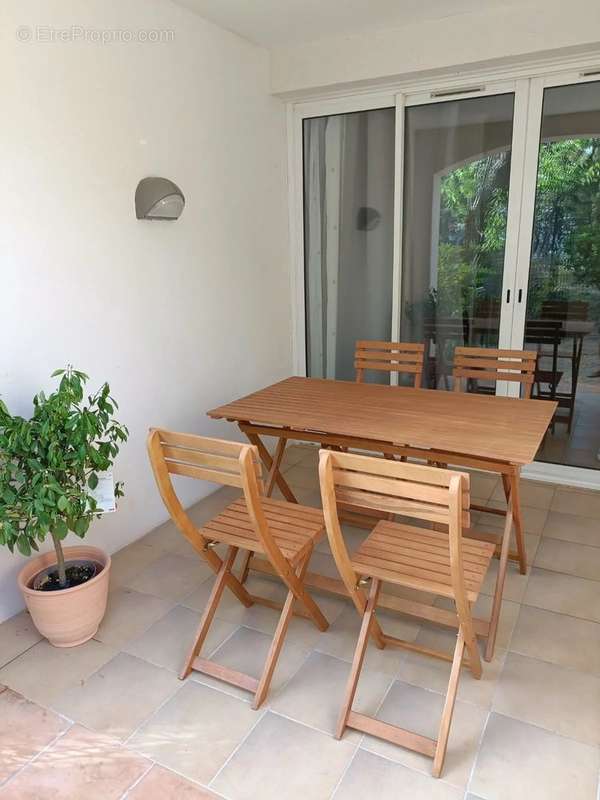 Appartement à GRIMAUD