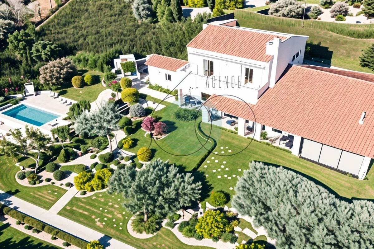 Maison à MOUGINS