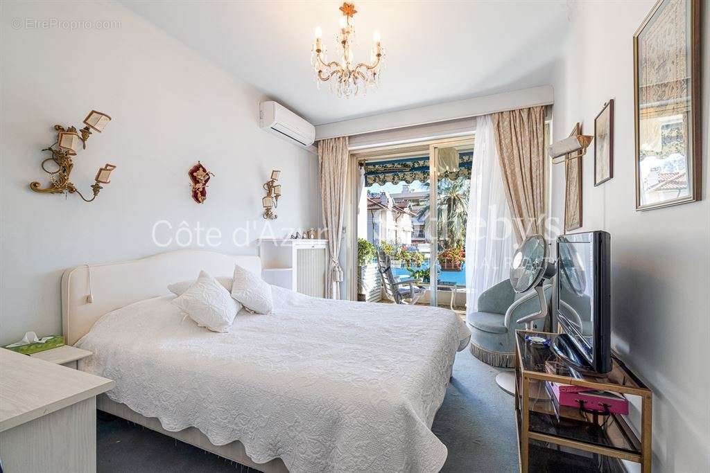 Appartement à BEAULIEU-SUR-MER