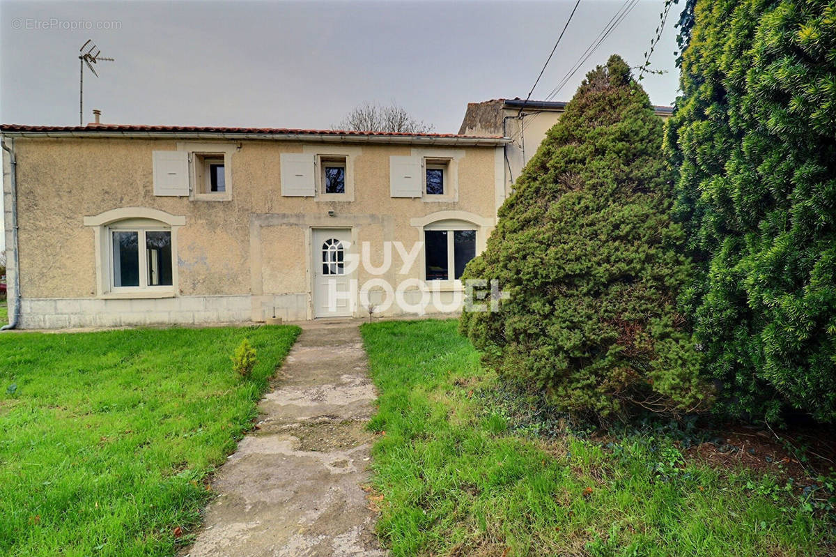 Maison à CHAMBON