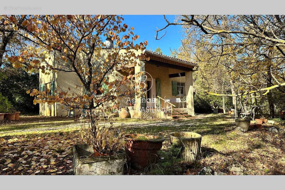 Maison à SAINT-MAXIMIN-LA-SAINTE-BAUME