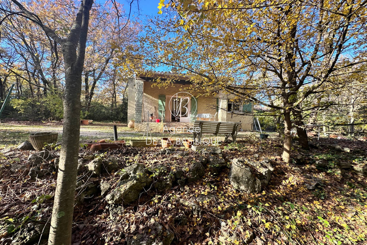 Maison à SAINT-MAXIMIN-LA-SAINTE-BAUME