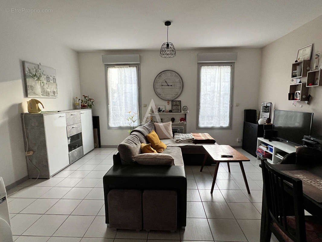 Appartement à SAINTES