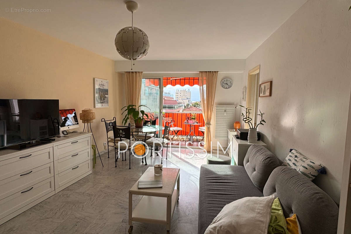 Appartement à CAGNES-SUR-MER