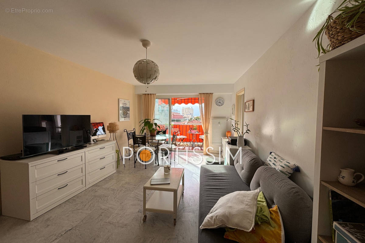 Appartement à CAGNES-SUR-MER