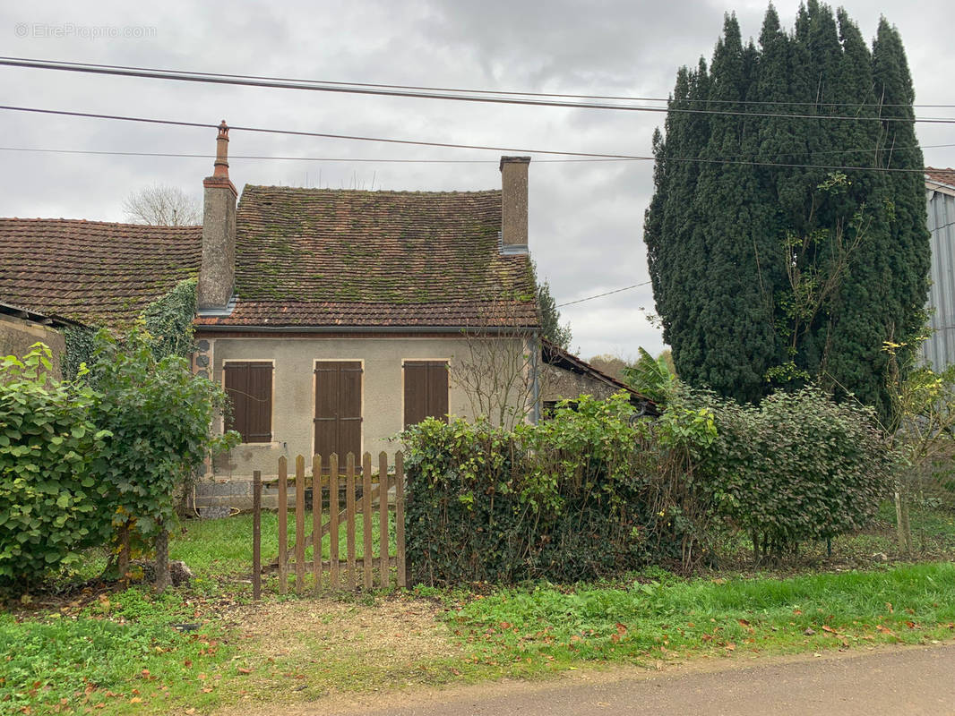 Maison à NAVILLY