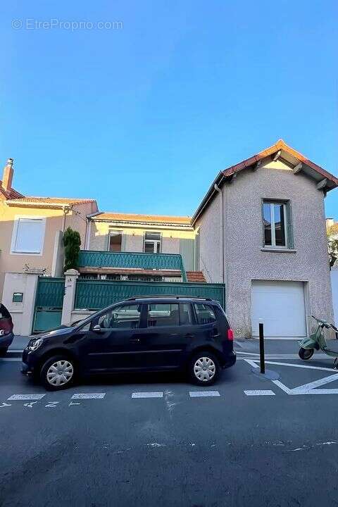 Maison à NIMES