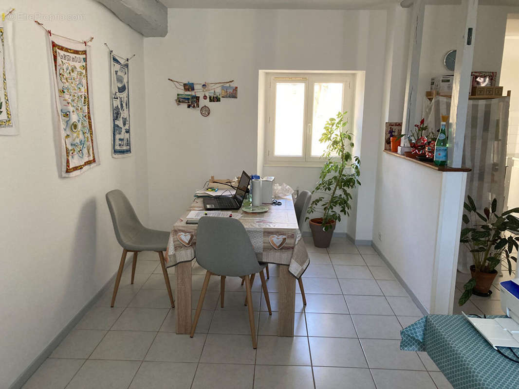 Appartement à SAINT-MARDS-EN-OTHE