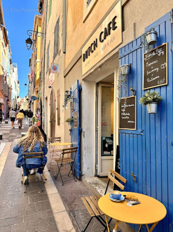 Commerce à MARSEILLE-2E