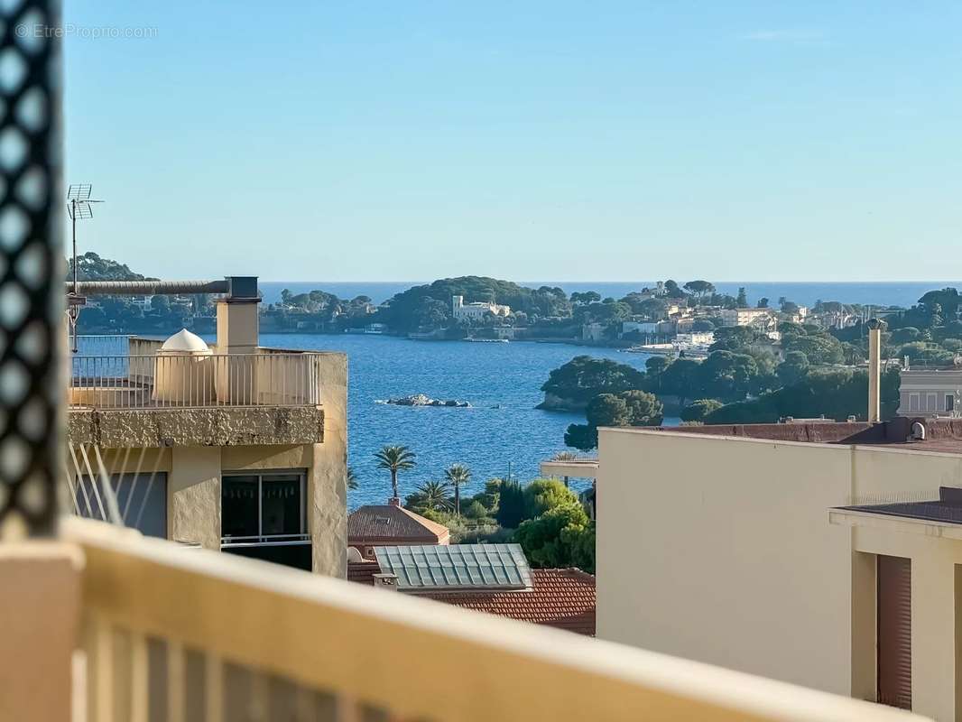 Appartement à BEAULIEU-SUR-MER