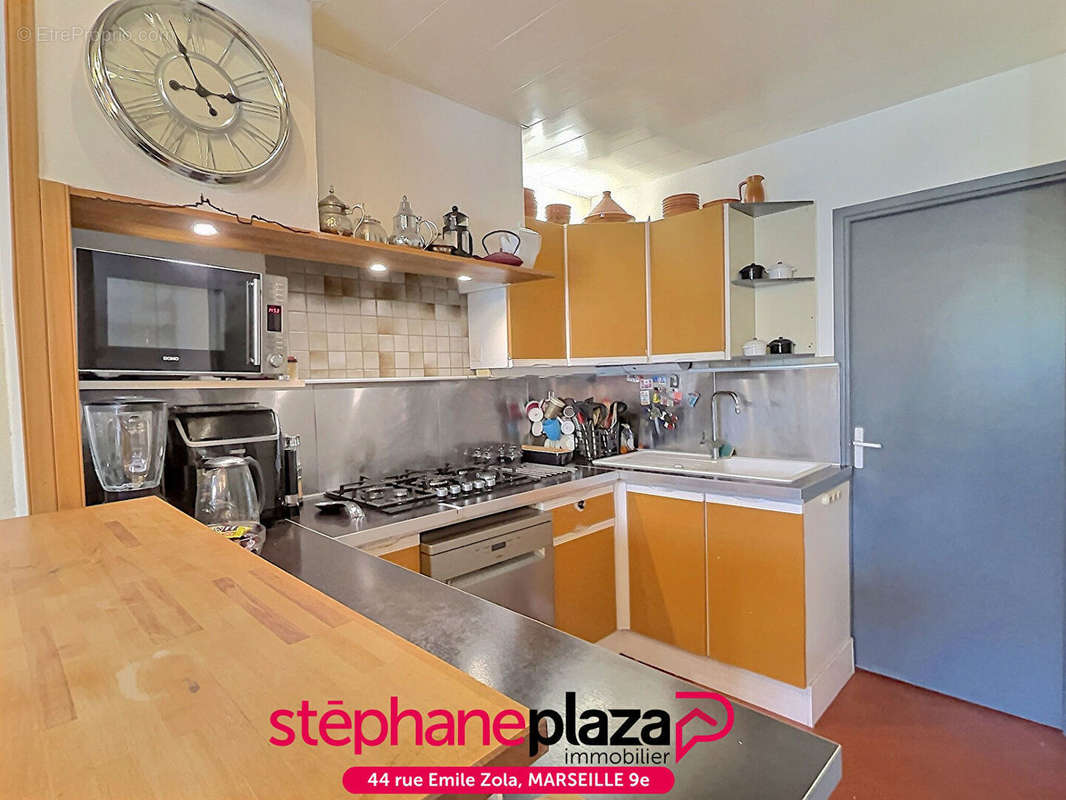 Appartement à MARSEILLE-13E