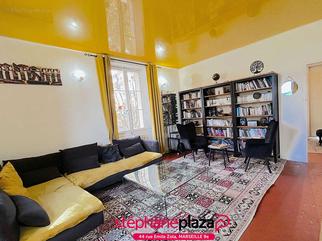 Appartement à MARSEILLE-13E