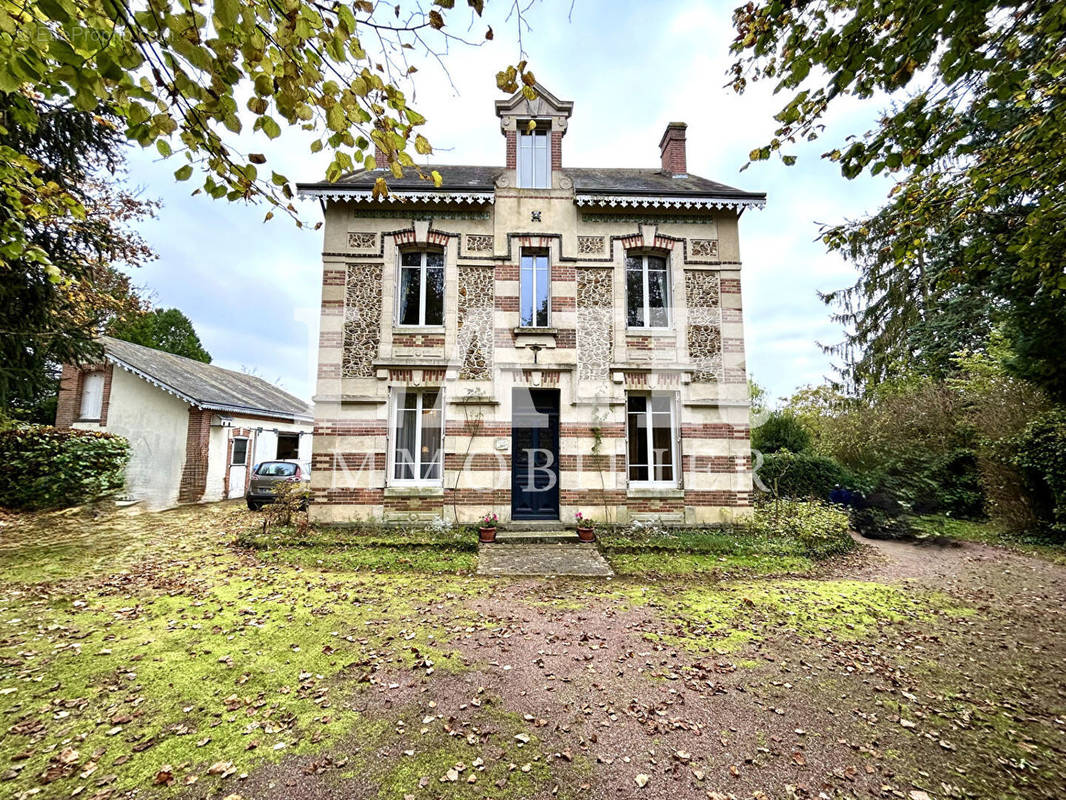 Maison à LA FERTE-BERNARD