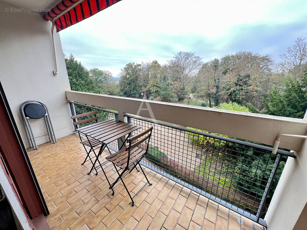 Appartement à FONTENAY-SOUS-BOIS