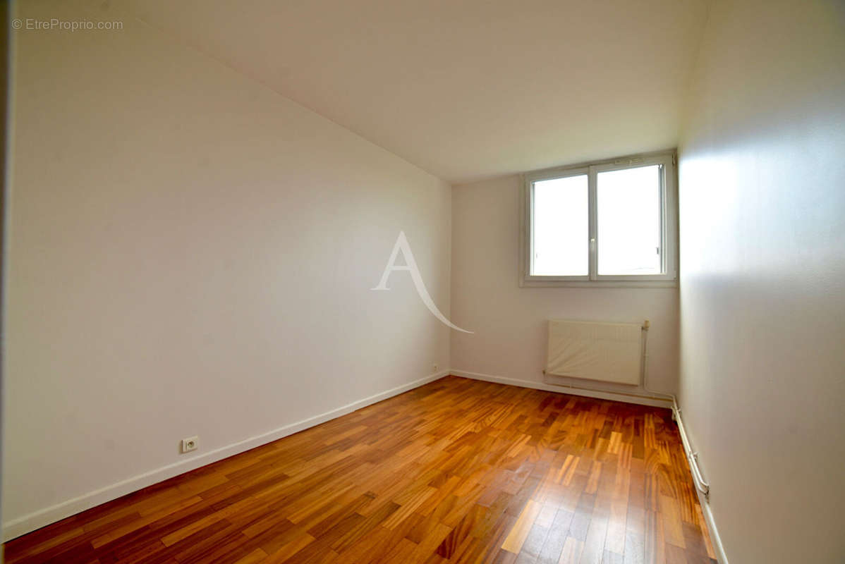 Appartement à FONTENAY-SOUS-BOIS