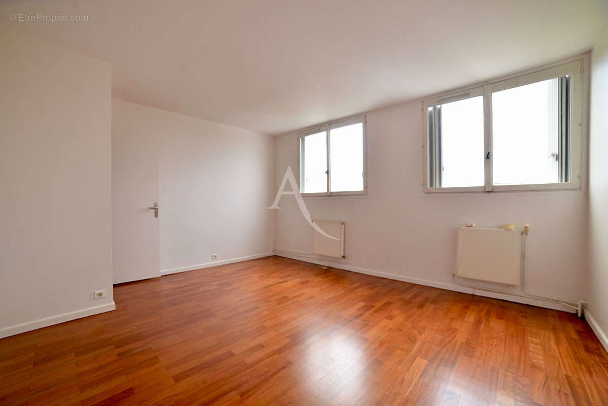 Appartement à FONTENAY-SOUS-BOIS