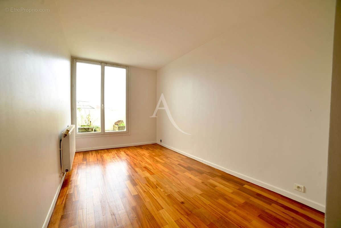 Appartement à FONTENAY-SOUS-BOIS