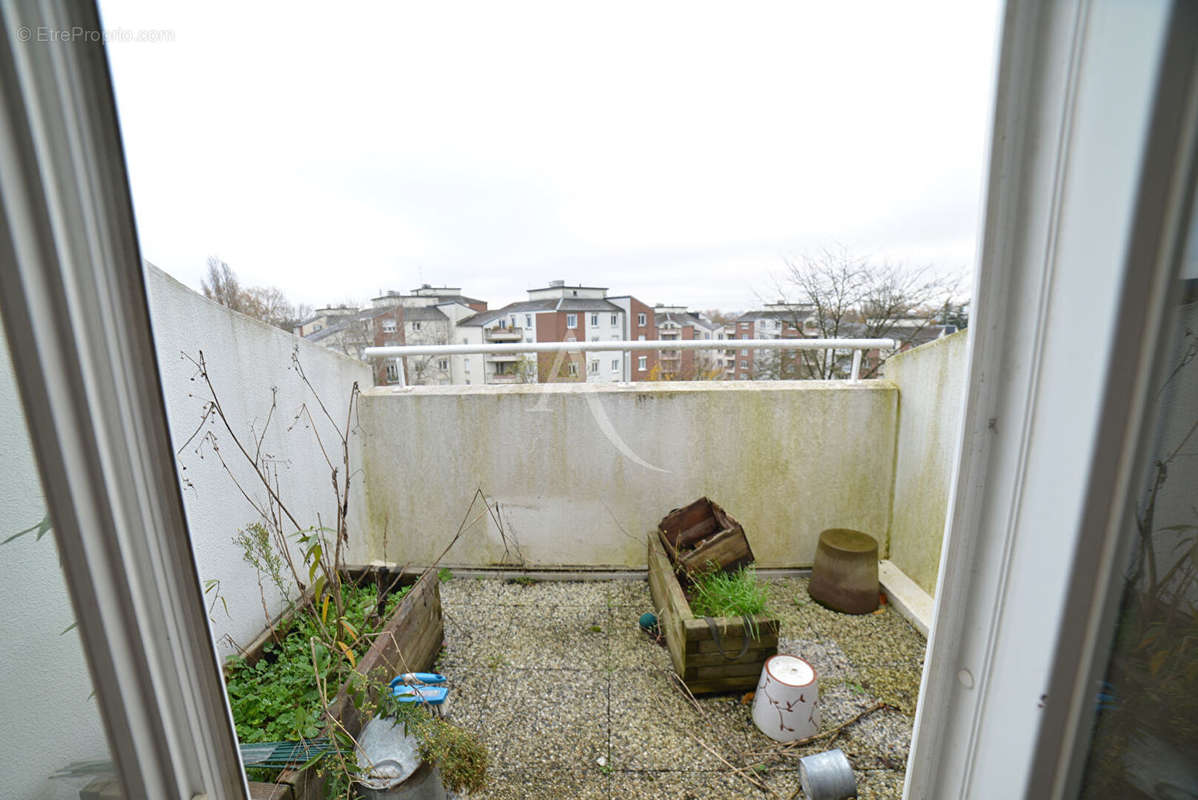 Appartement à FONTENAY-SOUS-BOIS