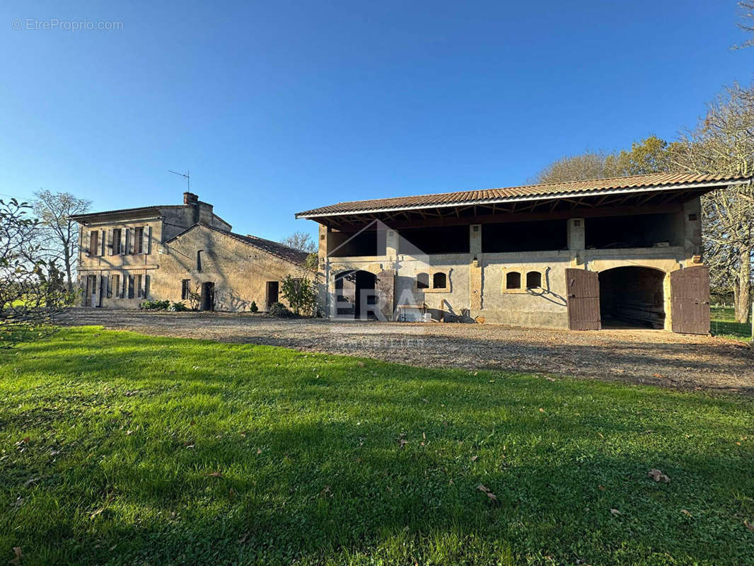 Maison à BOURG