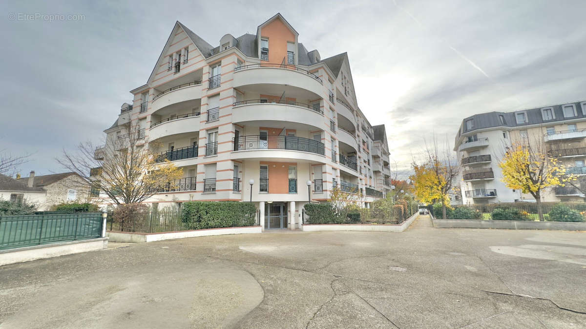 Appartement à VIRY-CHATILLON