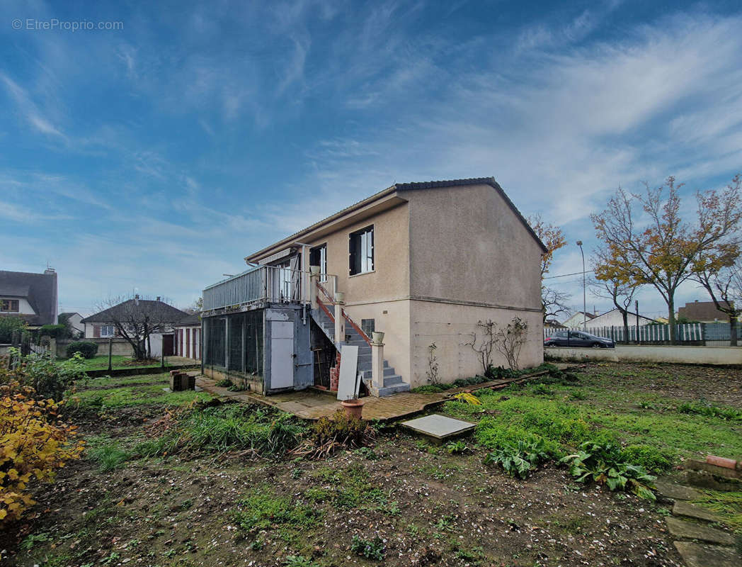 Maison à LIMAY