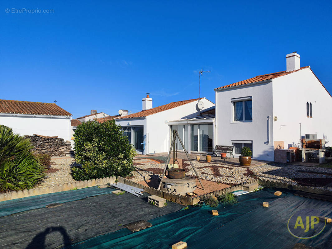 Maison à L&#039;AIGUILLON-SUR-MER