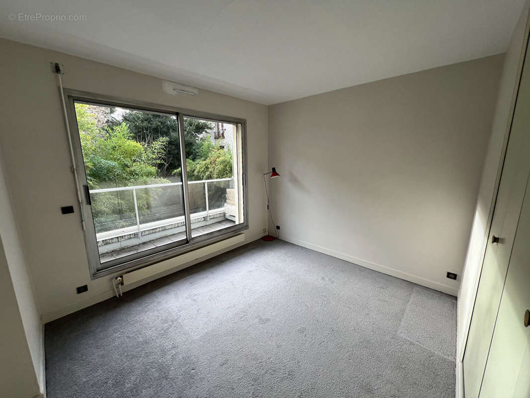 Appartement à LE RAINCY