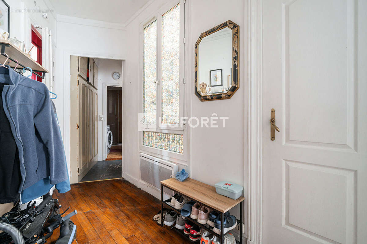 Appartement à PARIS-17E