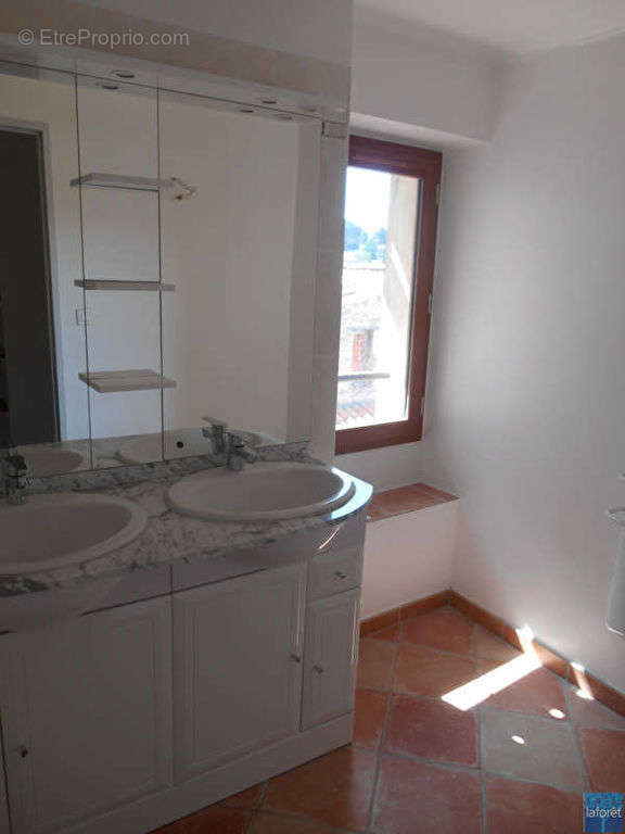 Appartement à LAMBESC