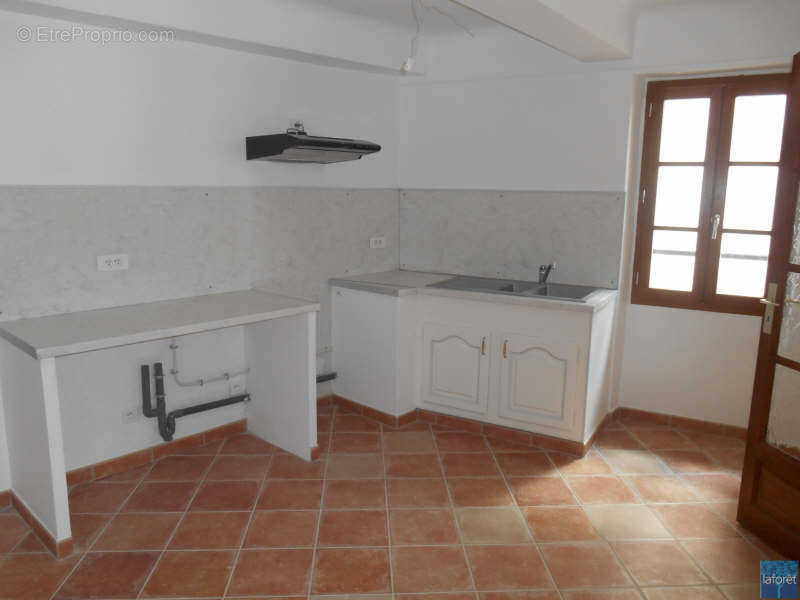 Appartement à LAMBESC