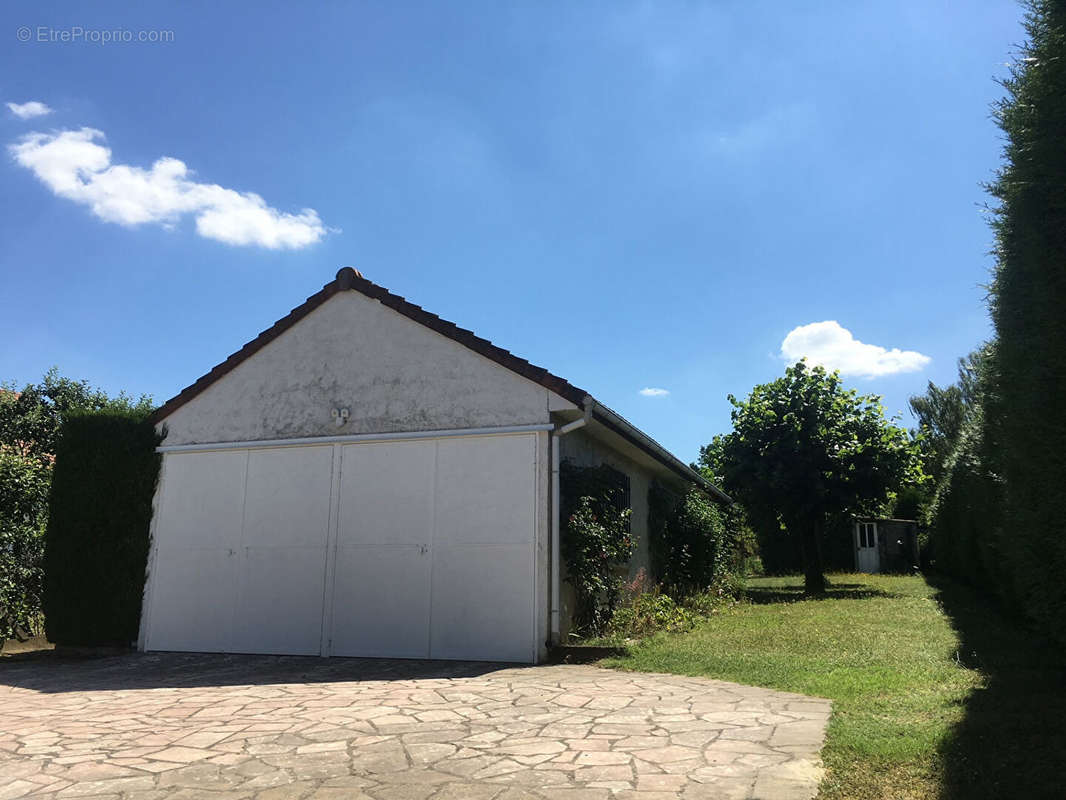 Maison à MORIGNY-CHAMPIGNY