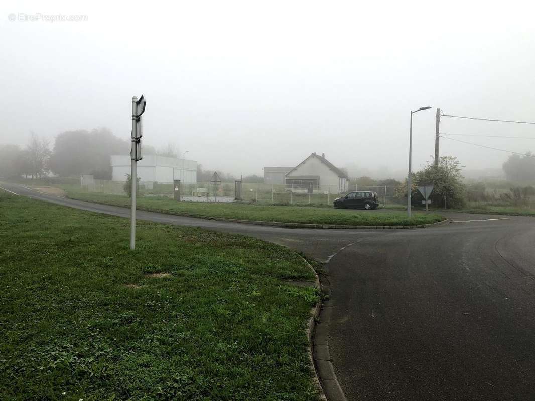 Photo 5 - Commerce à VERNOUILLET