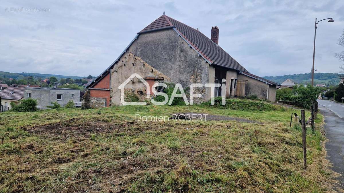 Photo 2 - Maison à POUILLEY-LES-VIGNES