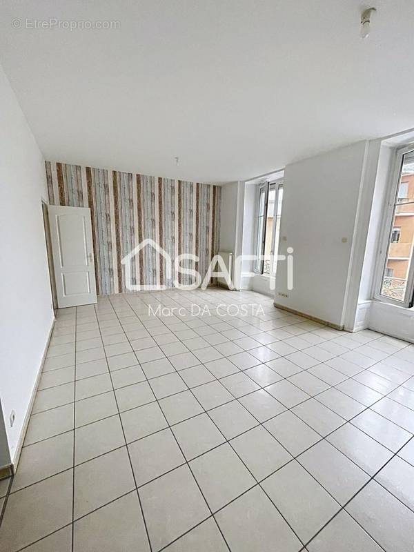 Photo 1 - Appartement à FEURS