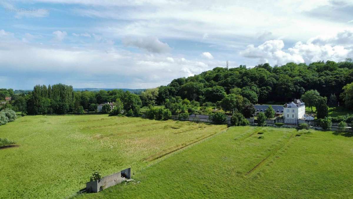 Terrain à CHAUMONT-EN-VEXIN