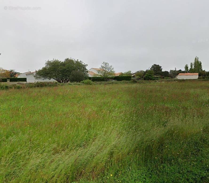 Terrain à BREM-SUR-MER