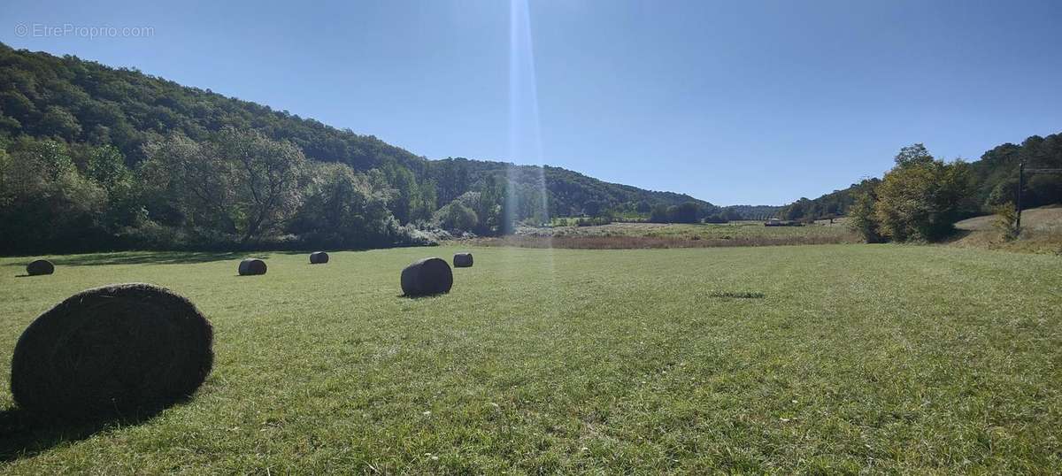 Terrain à ISSAC