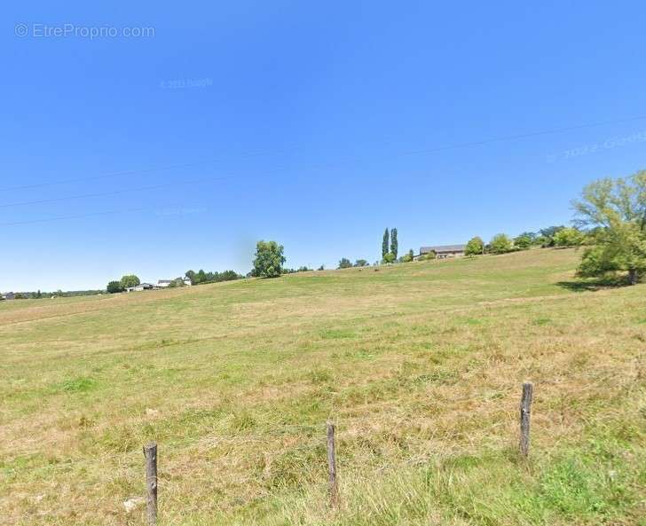 Terrain à MALEMORT-SUR-CORREZE